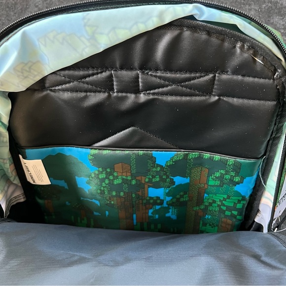 NWT Licensed Children's Backpack with Lunch Pack- Minecraft - Picture 4 of 12